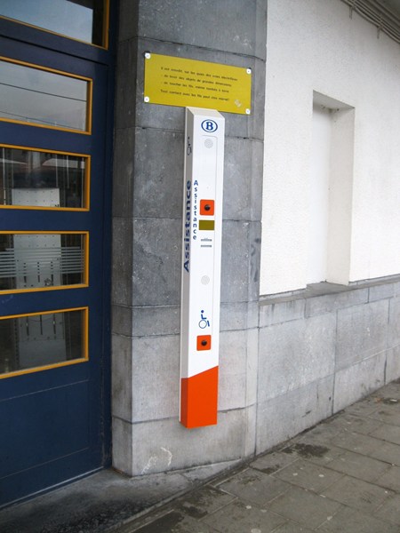 nmbs-aanmeldzuil2
